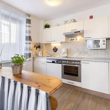 شقة Strandhausvilla 4 داهم